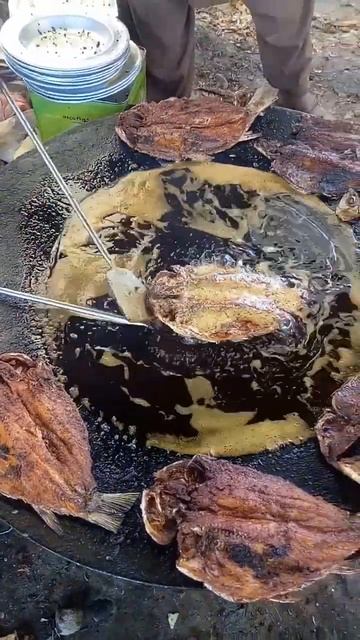 Large Pan Fried Fish/Mouthwatering Street Food
