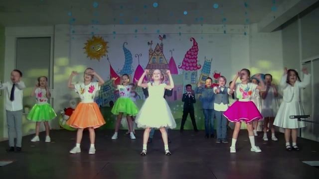 Детская песня Хлопайте в ладошки смотреть онлайн