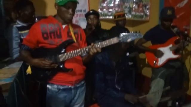 Tawa stars band in action ( Tawa) смотреть онлайн