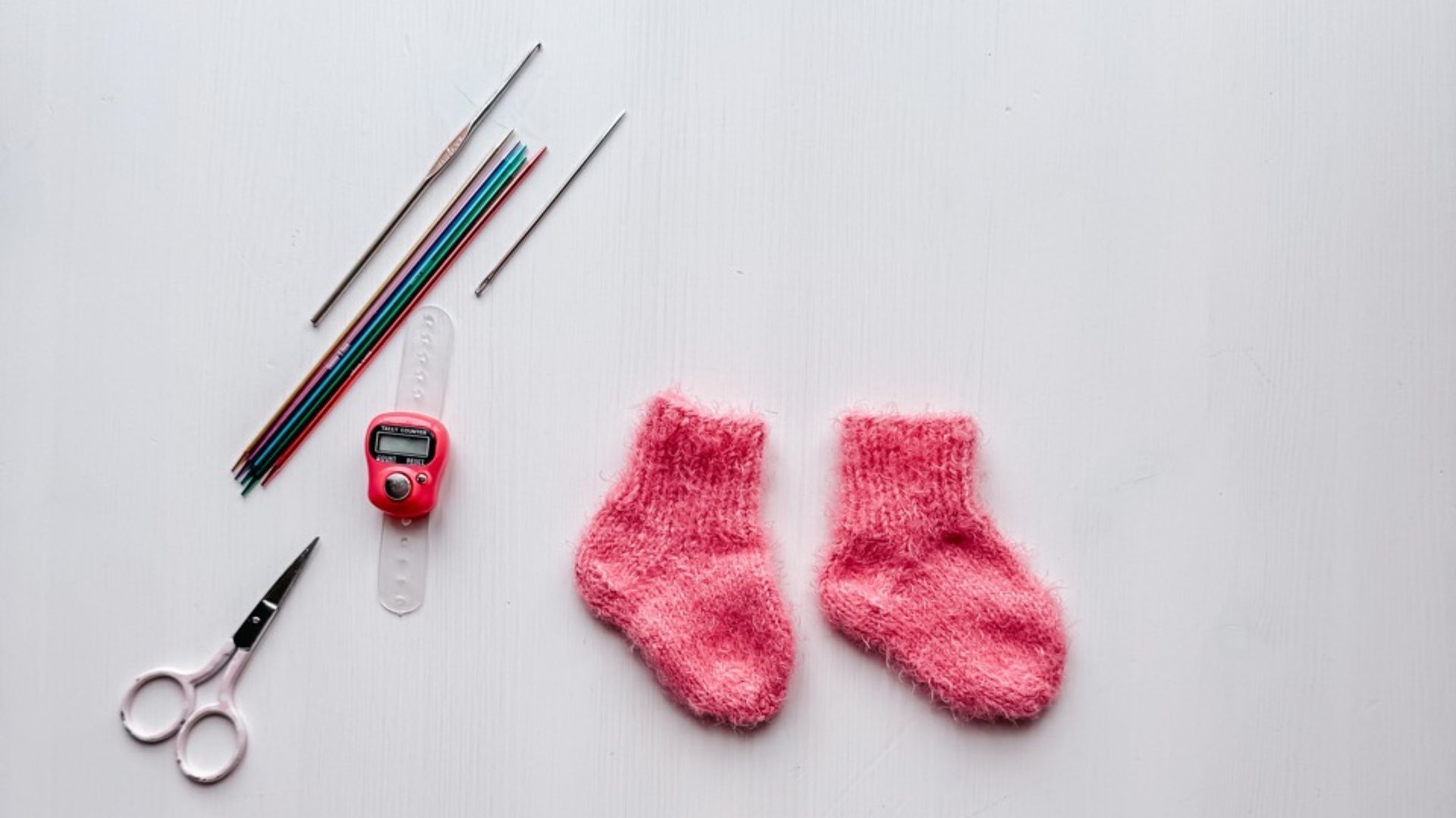 Носочки для новорожденных своими руками