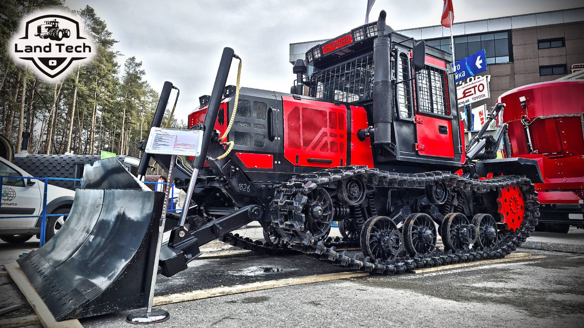 Гусеничный трактор ТЛС-5.01 на замену ДТ-75 и Т-4А? смотреть онлайн