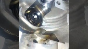 засухариваем клапана, на примере 16 клапаном .