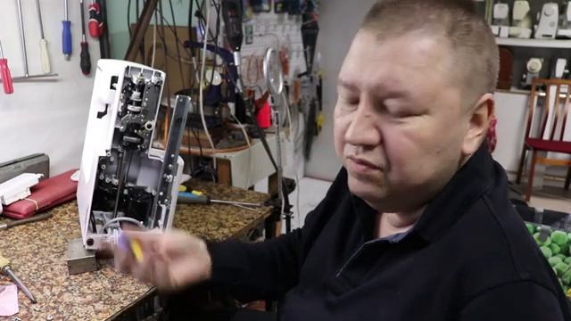 Janome Art Decor 718