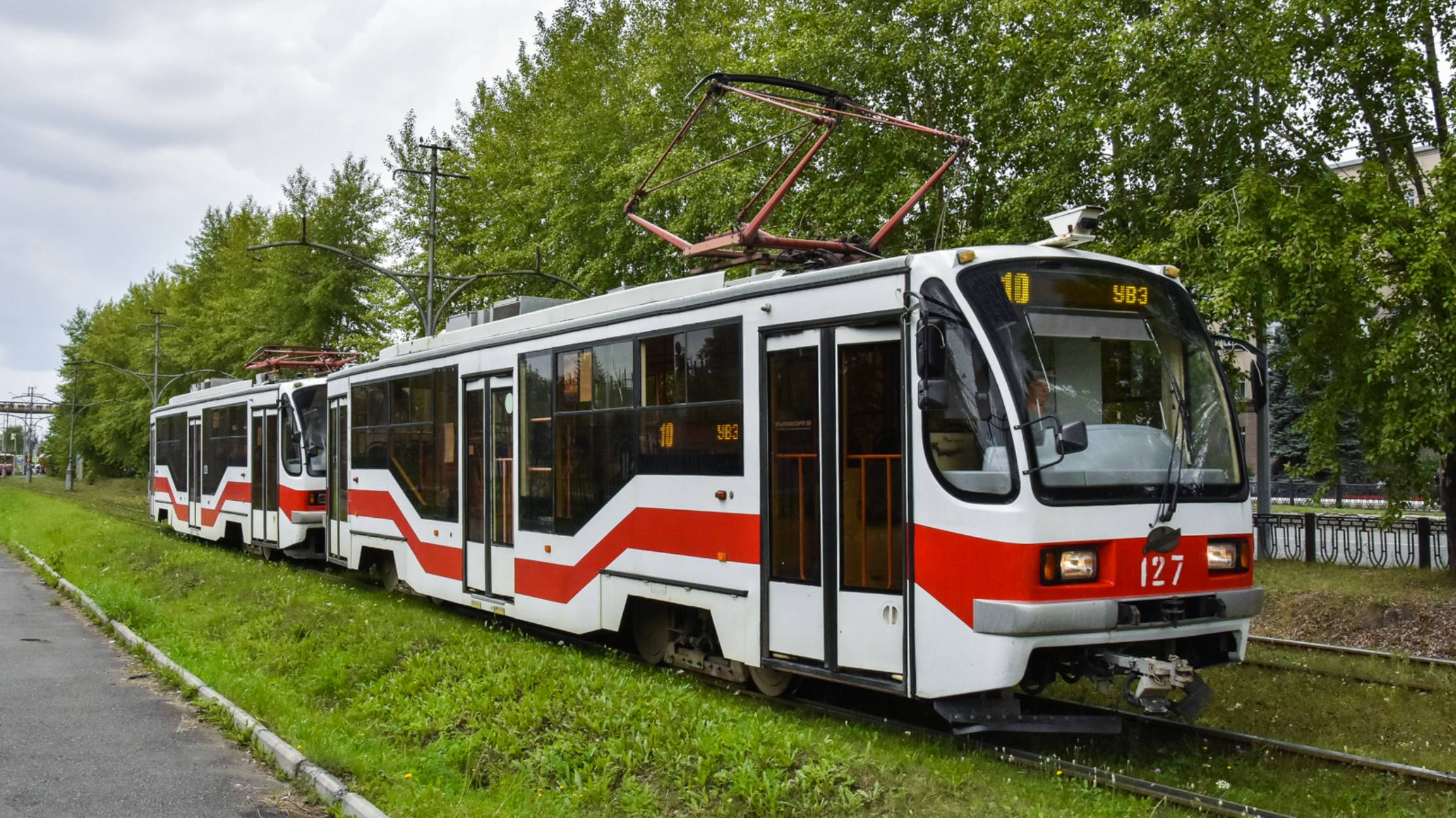 Трамвай серии 71-407 в Нижнем Тагиле смотреть онлайн