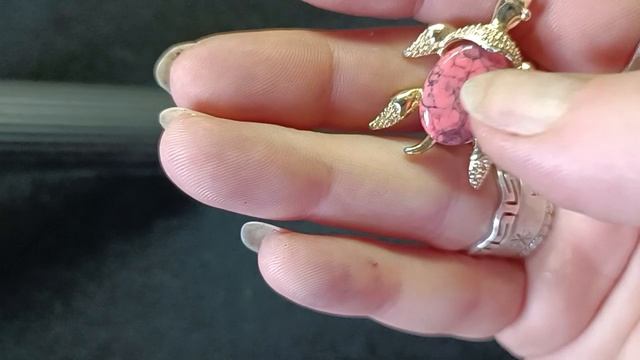 броши животных, рыбы , слоны смотреть онлайн