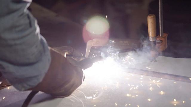 YETI Presents: Lightning in a Bottle смотреть онлайн