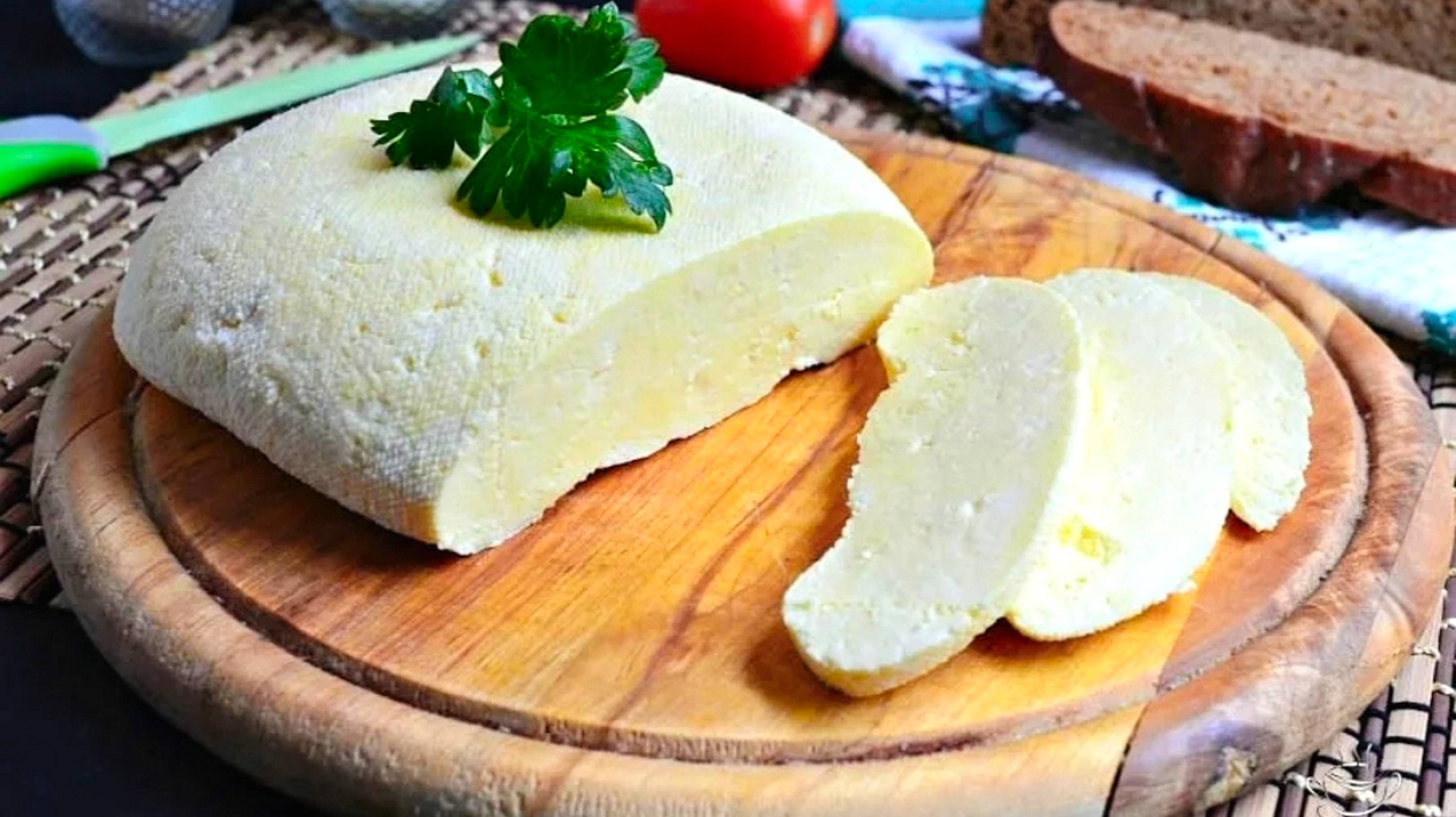 ДОМАШНИЙ СЫР ИЗ МОЛОКА, СМЕТАНЫ И ЯИЦ РЕЦЕПТ смотреть онлайн