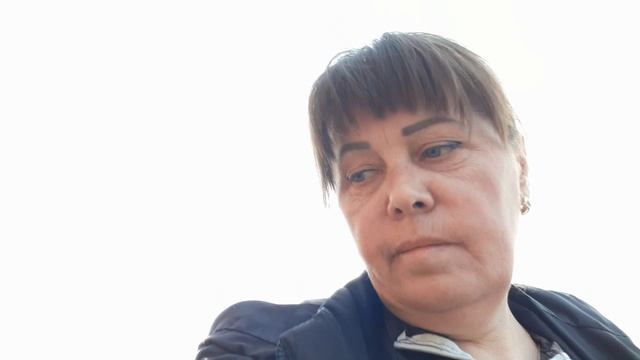 Наворатила на участке вДеревне ДЕЛ смотреть онлайн