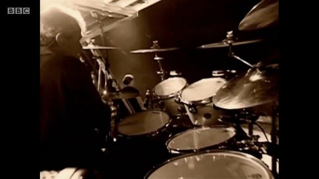 Tina Turner - River Deep Mountain High (Live from San Francisco, 2000) [BBC] смотреть онлайн