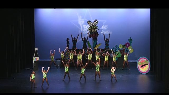 Mardi Gras Magic - Premiere Dance Studio смотреть онлайн