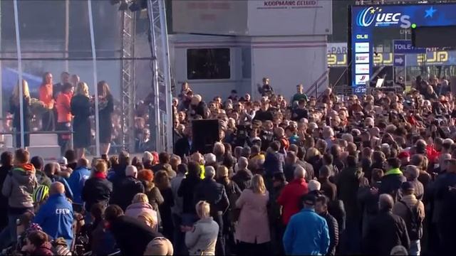 Podium Ceremony- Elite Woman’s - European Championships Cyclocross 2018 - ‘S-Hertogenbosch NED смотреть онлайн