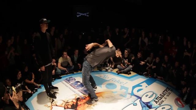 Loony Boy vs. Kaiz • 1/8 • Electro 1x1 • Round 1 • Move&Prove International 8 смотреть онлайн