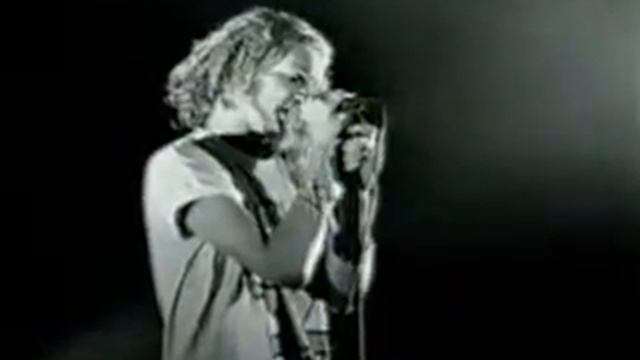 Alice In Chains-  Love Hate Love-Lyrics
