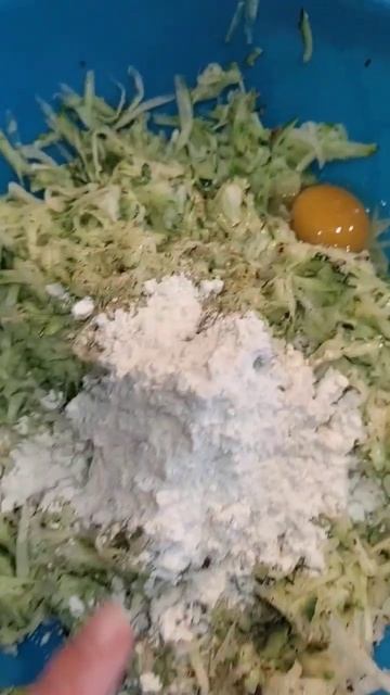 Идея, как приготовить кабачки!😀👌#кабачки #рецепт #вкуснопросто #рецепткабачков #жизньзагородом #еда смотреть онлайн