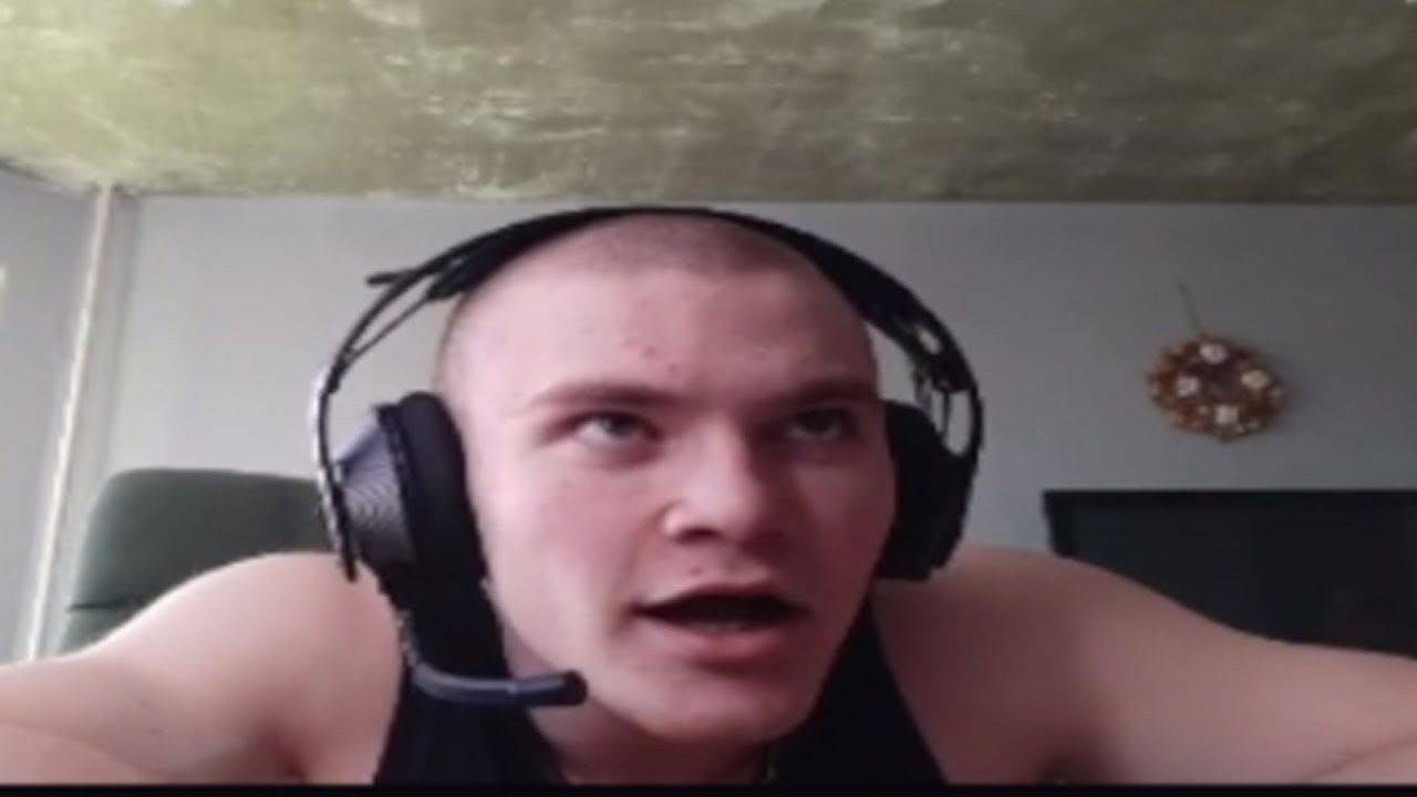 Смотрим "ДЕРЗКО ИГРАЕТ В R.E.P.O ХОРРОР" смотреть онлайн