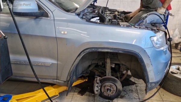 Подборка Жесть на СТО #254.СТУК в ДВС MB E350,а так же обесточеный собрат! Эпопея с Рено Мастер 3.