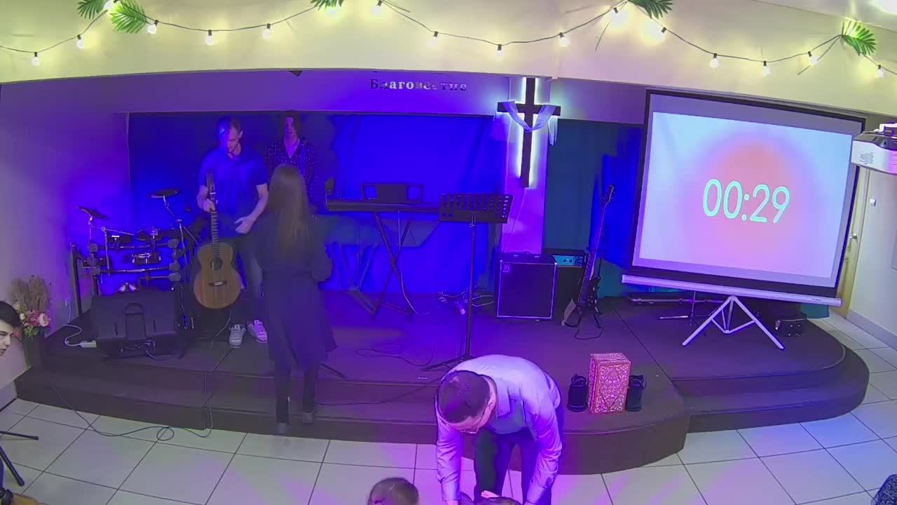 Воскресное собрание церкви "Благовестие" смотреть онлайн