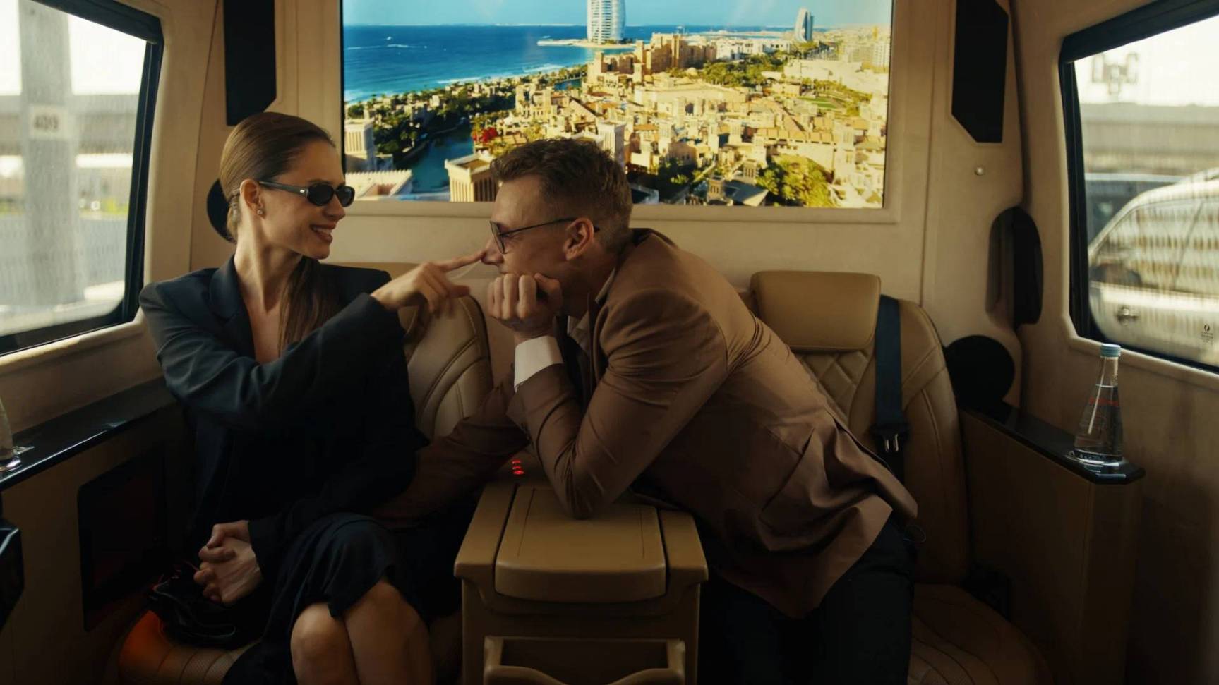 Притворись моим мужем — Русский трейлер (фильм 2026) смотреть онлайн