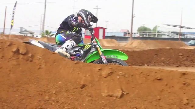 Thor Theater - Top Fives With Darryn Durham - TransWorld Motocross смотреть онлайн