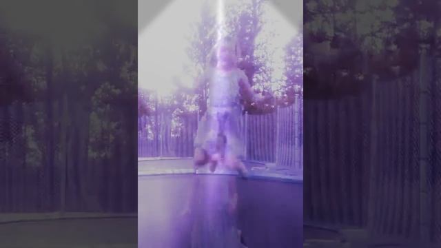 Вечеринка на батутах! смотреть онлайн