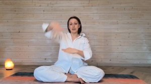 Кундалини йога: "Зарядись энергией за 20 минут"