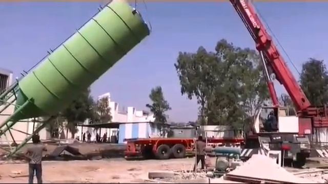 Cement silo dismantling смотреть онлайн