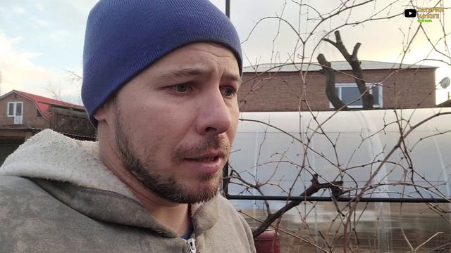 КУПИЛИ ДОМ НА ЮГЕ РЕШИЛ ОТДАТЬ ДРОВА ОСВОБОЖДАЮ УЧАСТОЕ КУХНЯ ПРИОБРАЗИЛАСЬ РЕМОНТ НА КУХНЕ СВОИМИ Р смотреть онлайн