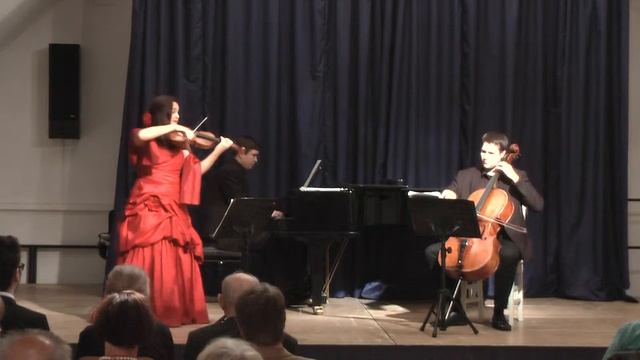 Doina Fischer/Luigi Boccherini: Menuett/Minuetto (classical)