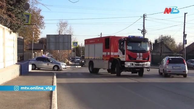 Пропускают ли волгоградские водители пожарных, проверила полиция смотреть онлайн
