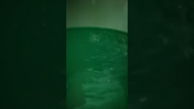 вода медленно падает смотреть онлайн