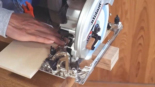 Полезные направляющие для Циркулярной пилы своими руками смотреть онлайн