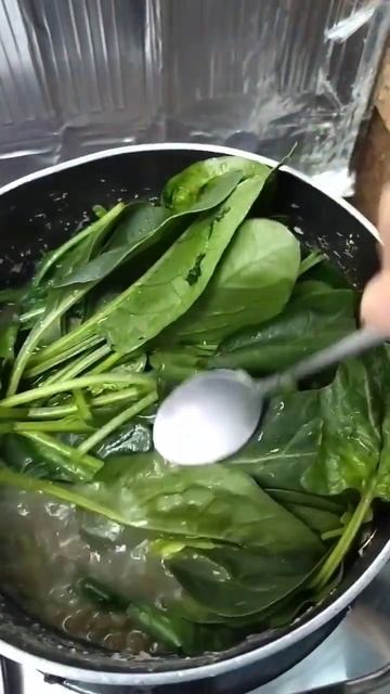 HEALTHY WAYS TO COOK SPINACH SOUP WITH MONGGO #subscribe #viral #spinach смотреть онлайн