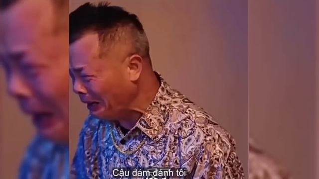 Chàng trai may mắn xuyên không đến thế giới nơi giá trị tiền giảm mạnh | Bản Full