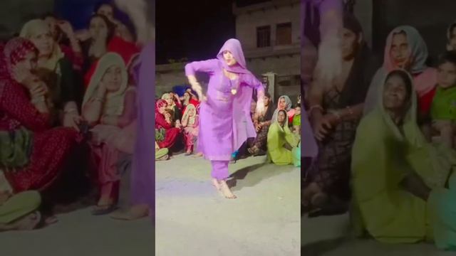Housewife Amazing Dance At Marriage Function смотреть онлайн