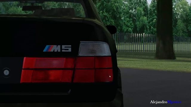 BMW M5 E34 / Project , Restauration / LFS 0.6P смотреть онлайн