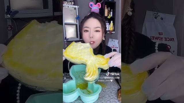 рыба из льда с апельсиновым снегом внутри, вкусно! смотреть онлайн