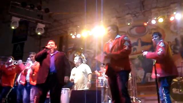 LAMBERTO QUINTERO-el coyote-en vivo-corrido-zongolica-orizaba смотреть онлайн