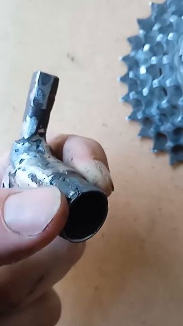 Самодельный ключ для велотрещотки #Shorts смотреть онлайн