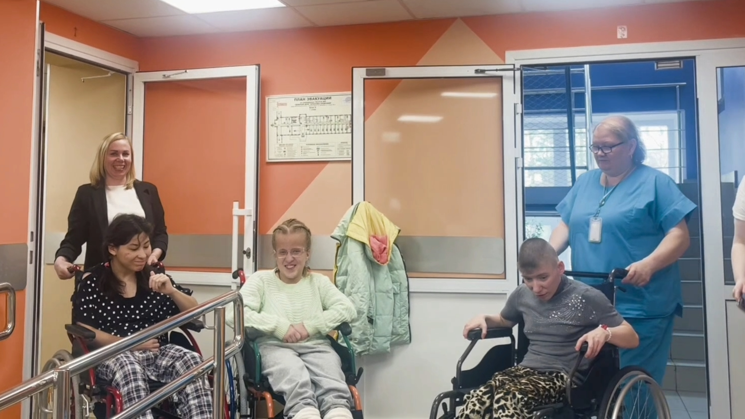 И СНОВА ЕДЕМ В "ДОБРЫЙ ДОМ 《ОРЕХОВО-ЗУЕВСКИЙ》" С БЛАГОТВОРИТЕЛЬНОСТЬЮ❤ (1 СЕРИЯ) смотреть онлайн