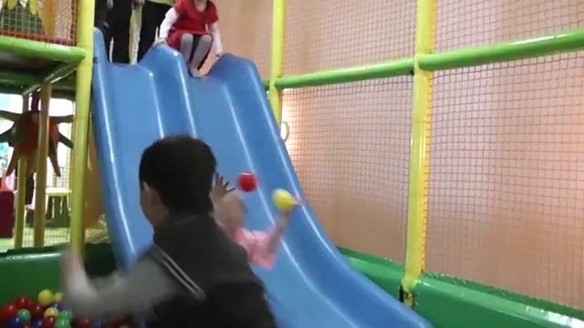 Детская игровая комната.Реклама. смотреть онлайн
