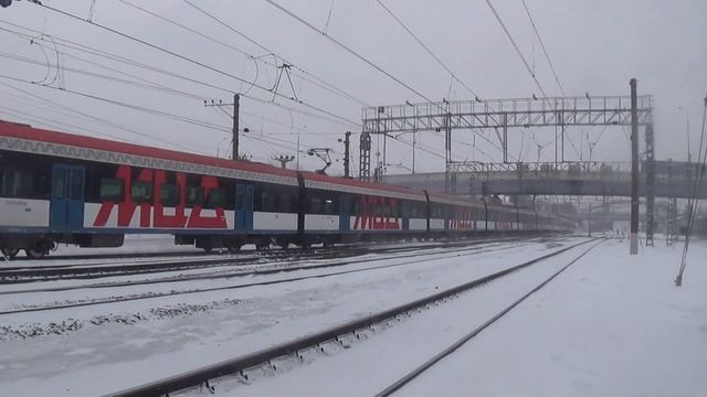 Электропоезд ЭГ2ТВ-008 Иволга сообщением Нахабино - Подольск смотреть онлайн