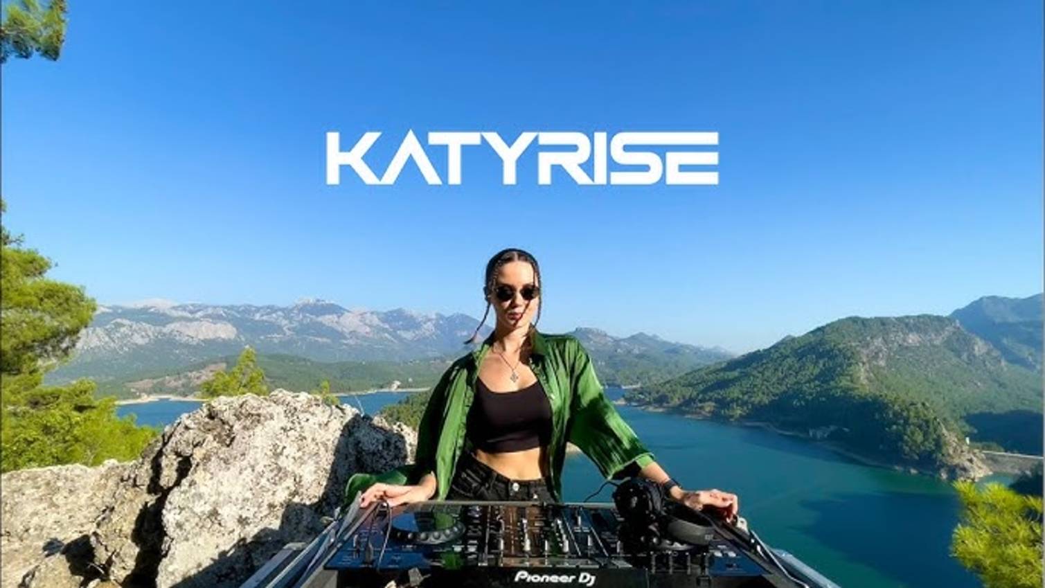 KATY RISE | Live @ Mountains Bayraklitepe, Turkey [Melodic House Techno & Progressive House Mix] смотреть онлайн