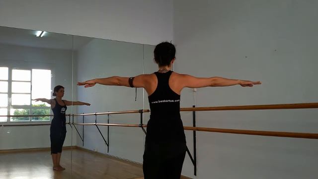 ESTIRAMIENTOS PARA DANZA DEL VIENTRE Y DANZA TRIBAL FUSIÓN IV. смотреть онлайн