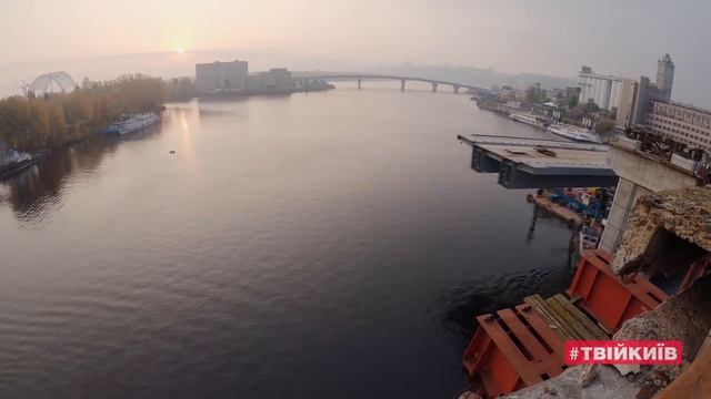 Подільсько-Воскресенський міст: Плавучий понтон і супердомкрати смотреть онлайн