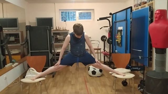 gymnastics in home, шпагат за 5 минут,поперечный шпагат,yoga in home,stretching смотреть онлайн