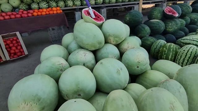 Арбузы и дыни на трассе Кунаев / Алматы с двух сторон... смотреть онлайн