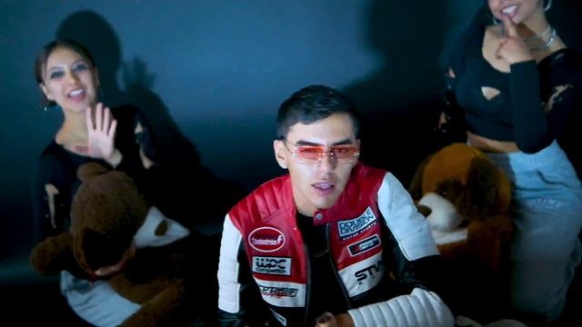 Giovanni Reyna- MAMA MIA (Video Oficial) смотреть онлайн