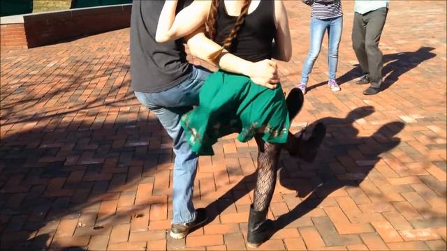 Ballroom Blitz Swing смотреть онлайн