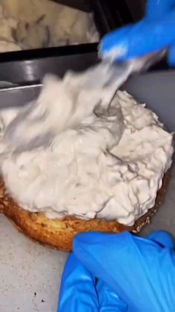 Honey Walnut Cream Cheese on a Sesame Bagel 🥯🥯 смотреть онлайн