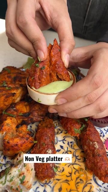 I had this non veg chicken platter at Xero courtyard , Janpath #youtubeshorts #foodshorts #janpath